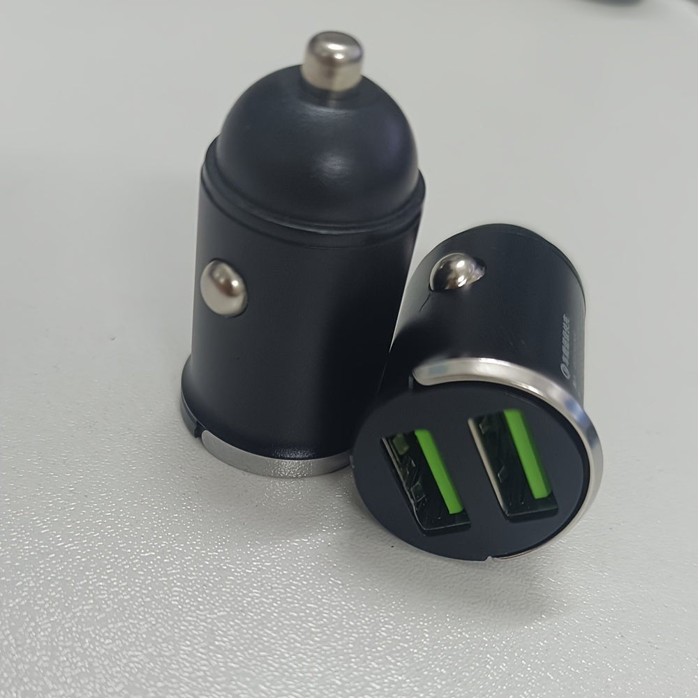 Mini Adaptateur multi-port USB Fast Charger adapté à Tesla, BYD et à d'autres véhicules électriques