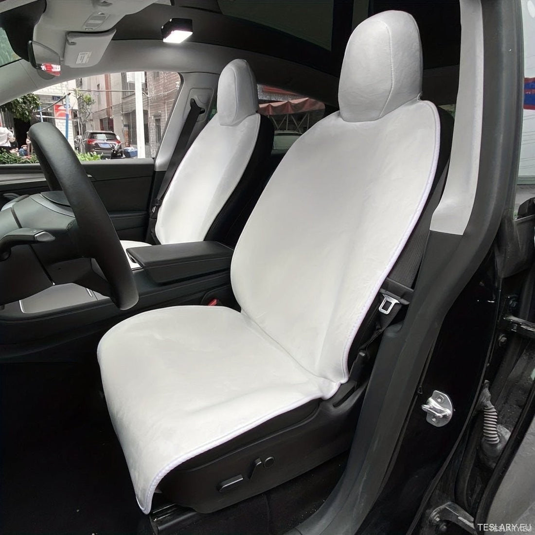 Accesorios Imperdibles para Mejorar tu Tesla