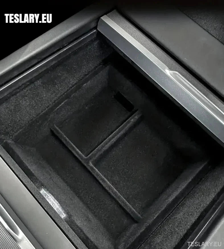 Keskitelevision Organisoijat: Paranna Teslaasi Tyylillä