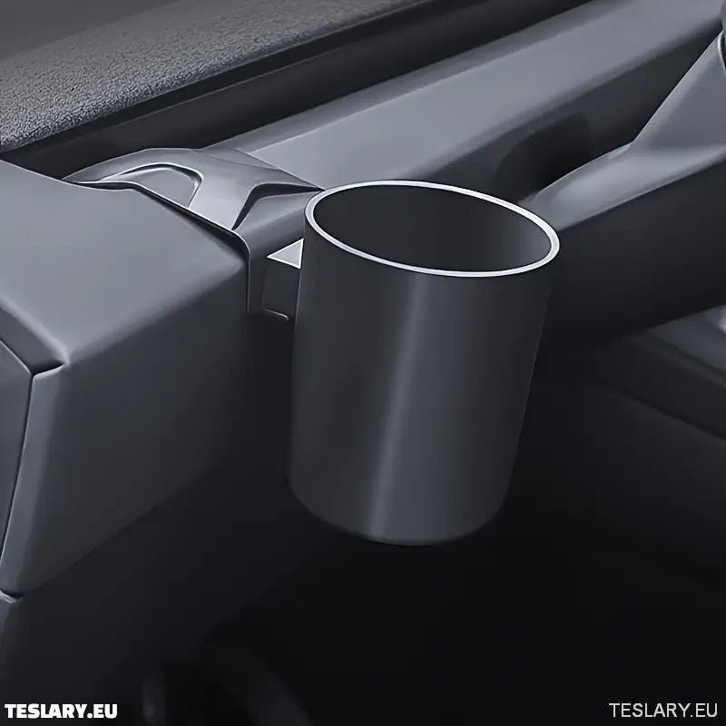 Miksi Dashboard Cup Holder on välttämätön Teslaasi?