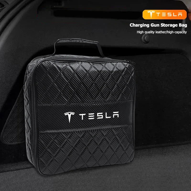Tesla Zubehör für funktionales Fahrvergnügen entdecken