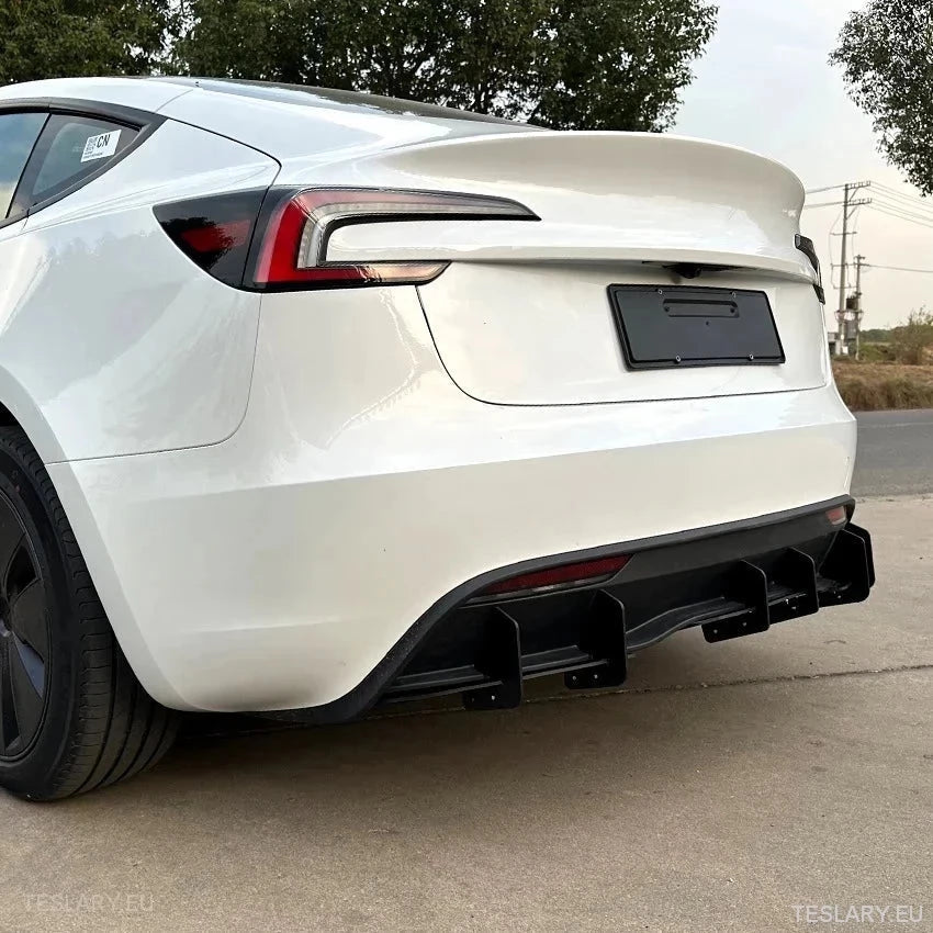Tesla 3 Highland hátsó lökhárító diffúziókészlet