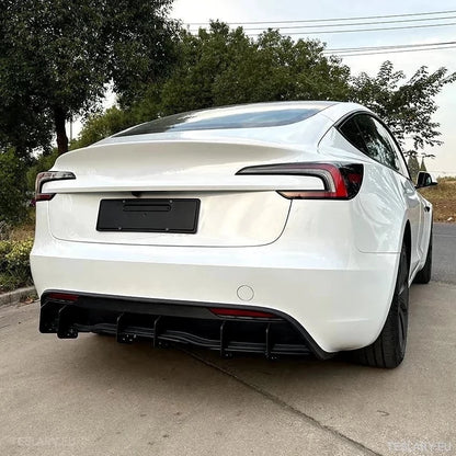 Tesla 3 Highland hátsó lökhárító diffúziókészlet