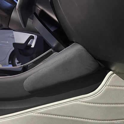 Calcoli per la protezione del ginocchio in pelle nera Alcantara per Tesla 3/Y con logo