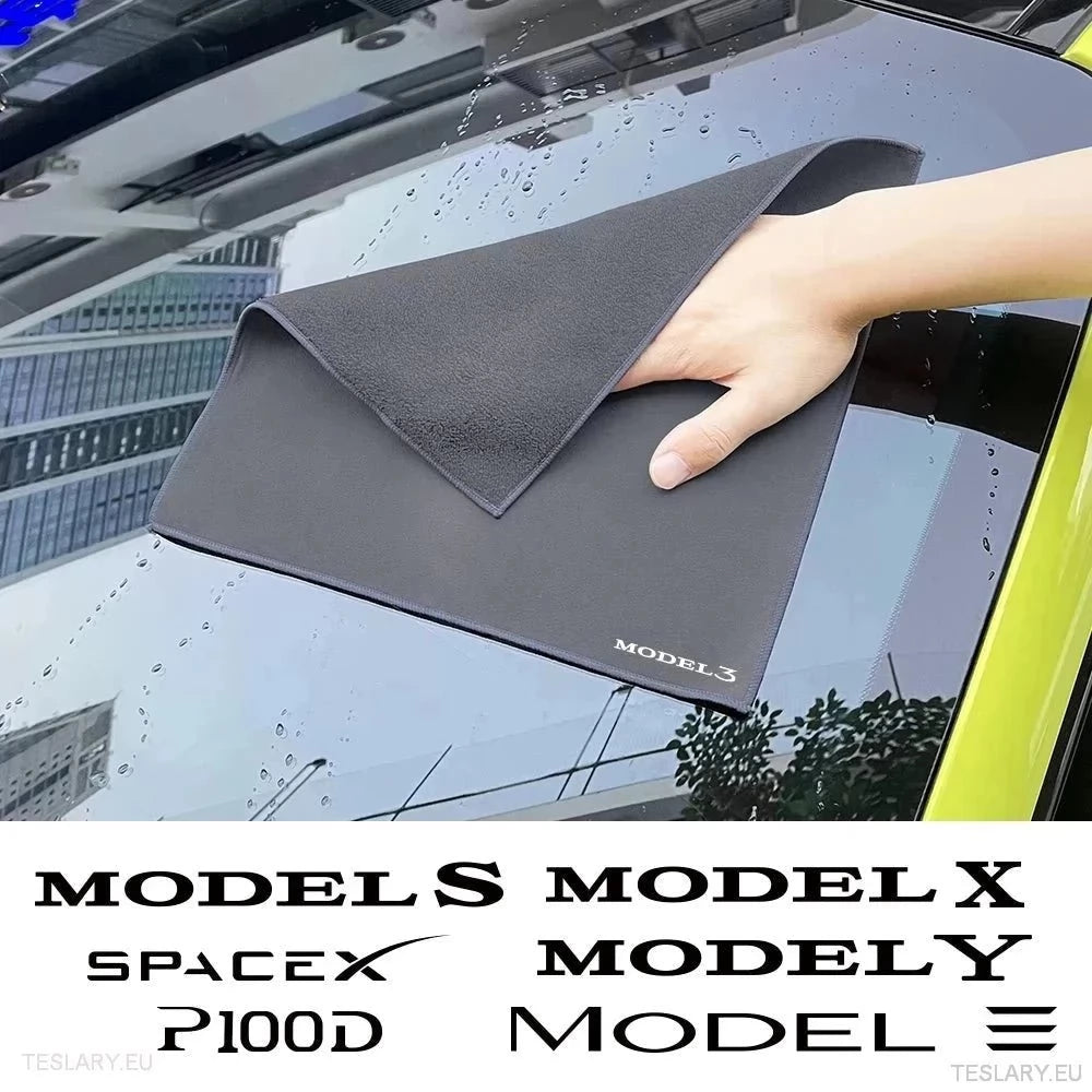 Mikibre törülköző Tesla modell logóval