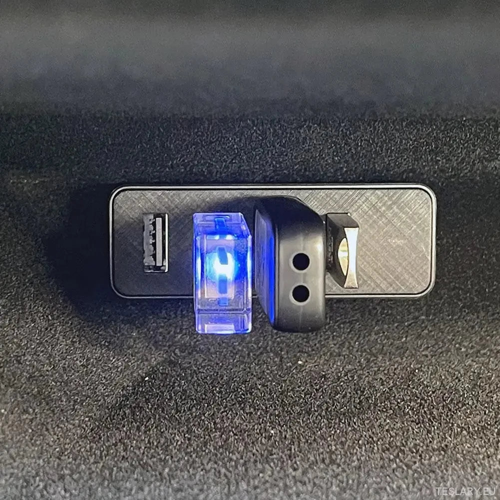 Tesla Model 3 Glove Box USB Hub & Fast Charging Dock - TESLARY Tesla Shop Accessories Europe Nederlands Dublin Cork Ireland Deutschland Espana Alicante France Italia